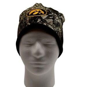 Iowa Hawkeyes Camo Beanie Hat Winter Warm Cap Realtree Licensed NCAA